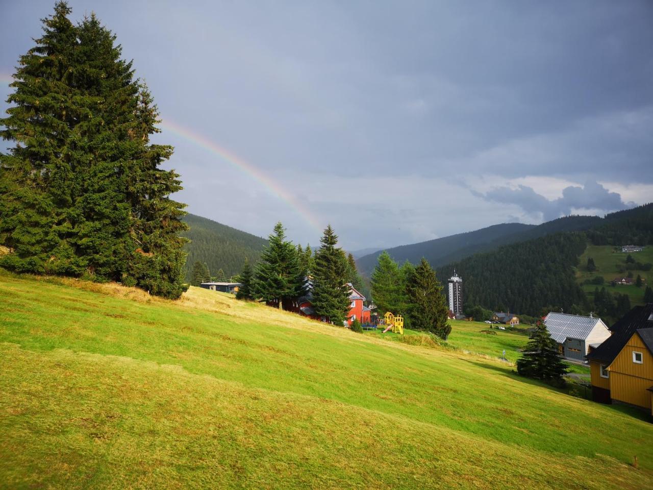 Penzion Lesni Pramen Pec pod Snezkou Exterior foto